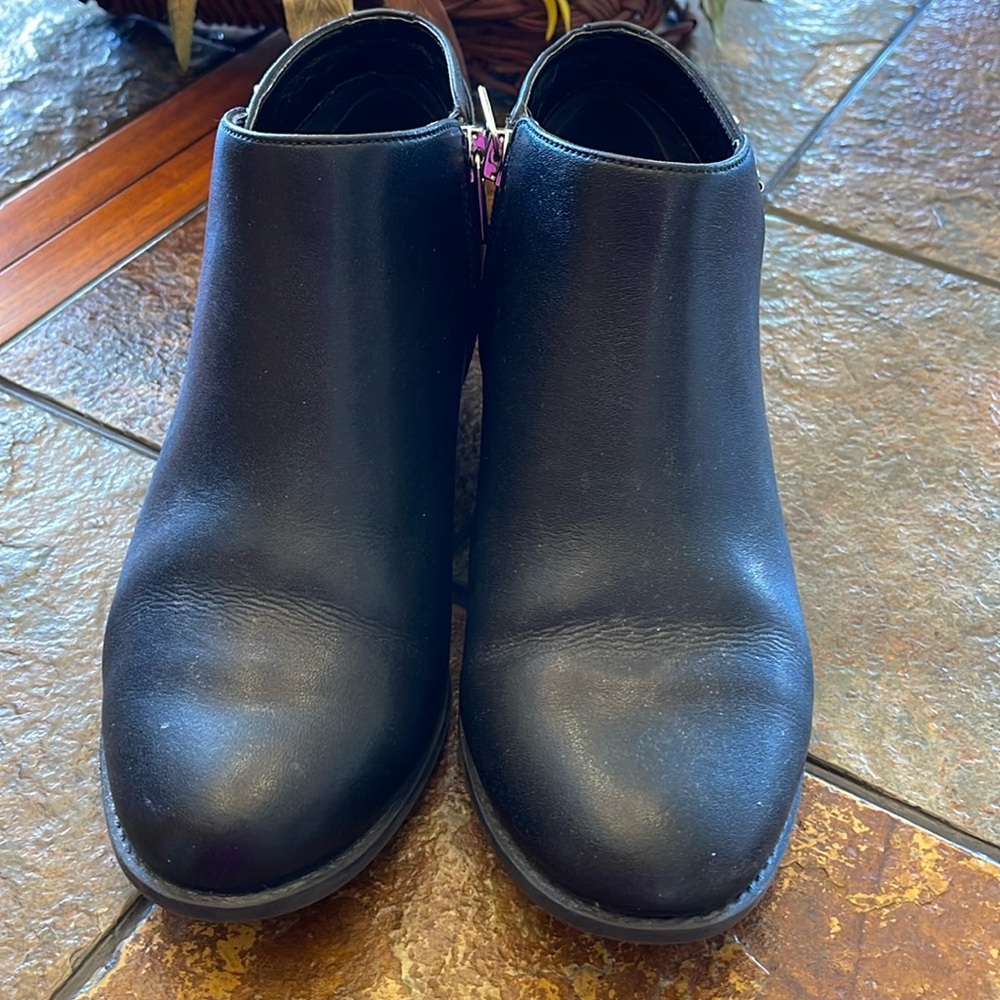 Vionic boots